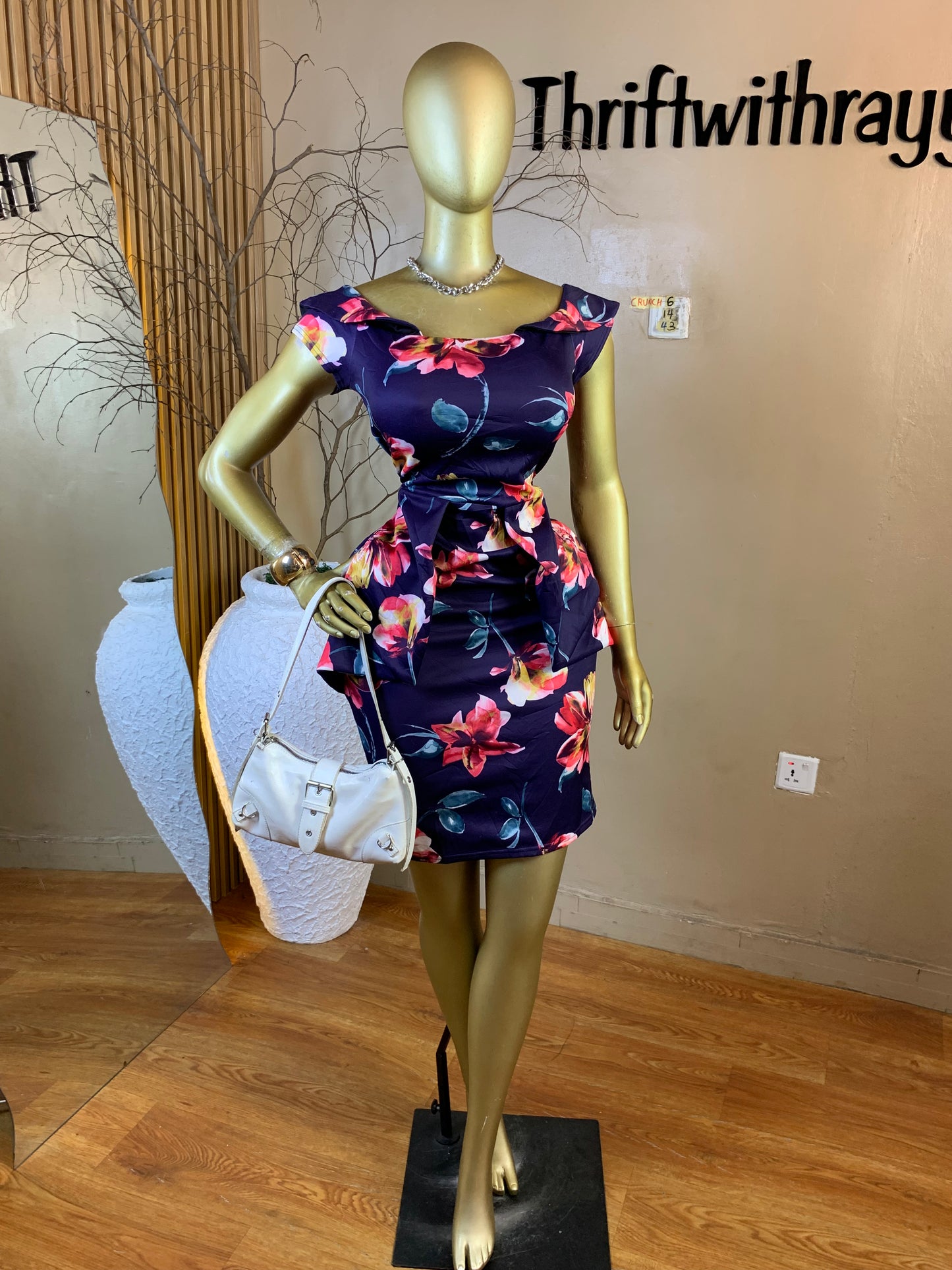 CRUNCH6 SIZE14 Length43 floral corporate dress