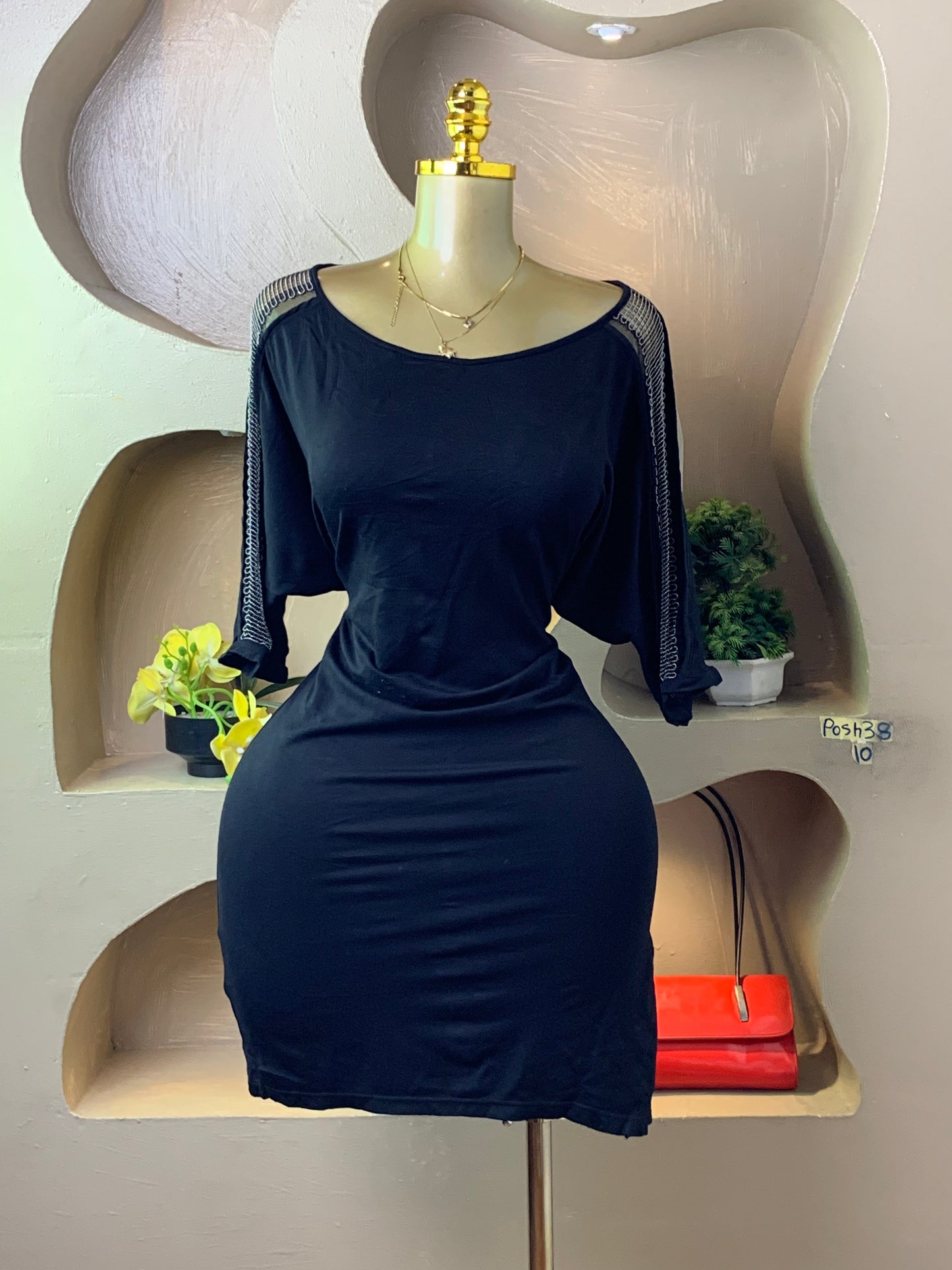 POSH38 BLACK DRESS SIZE10
