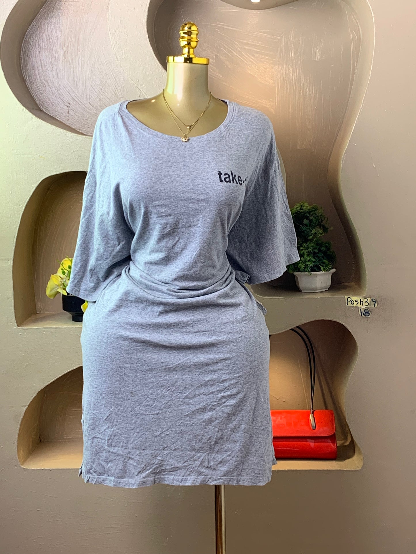 POSH39 GREY DRESS SIZE18