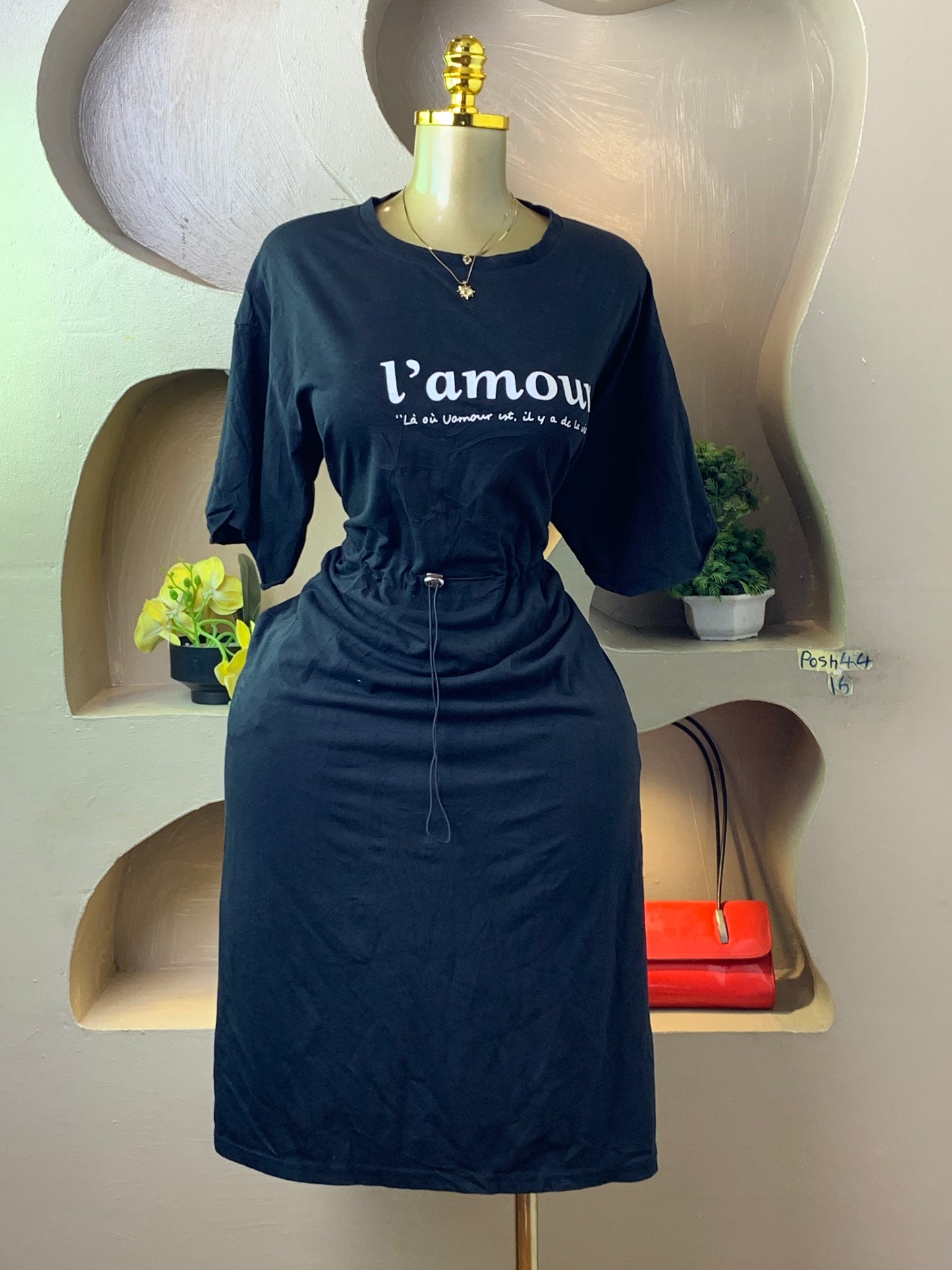 POSH44 BLACK DRESS SIZE16