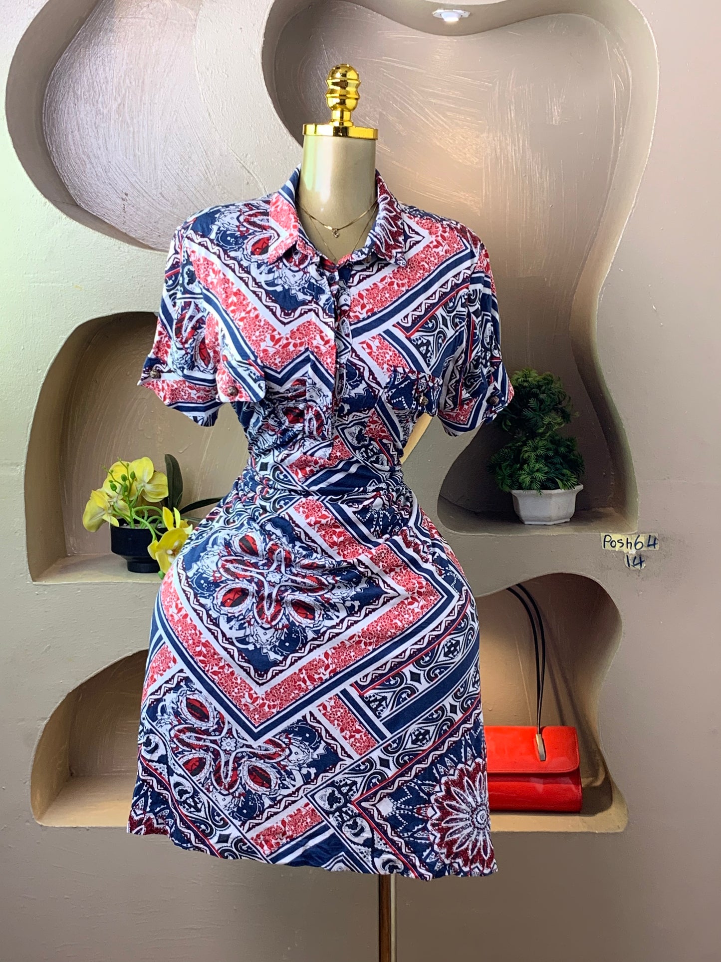 POSH64 MULTI COLOR DRESS SIZE14