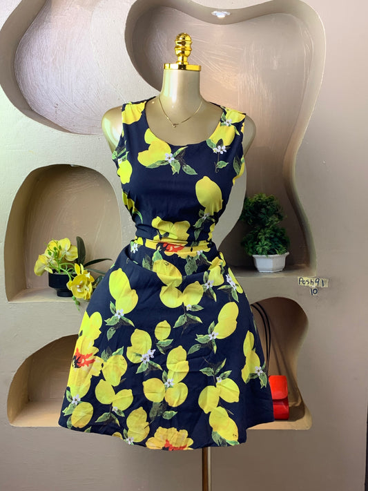 POSH91 FLORAL DRESS SIZE10