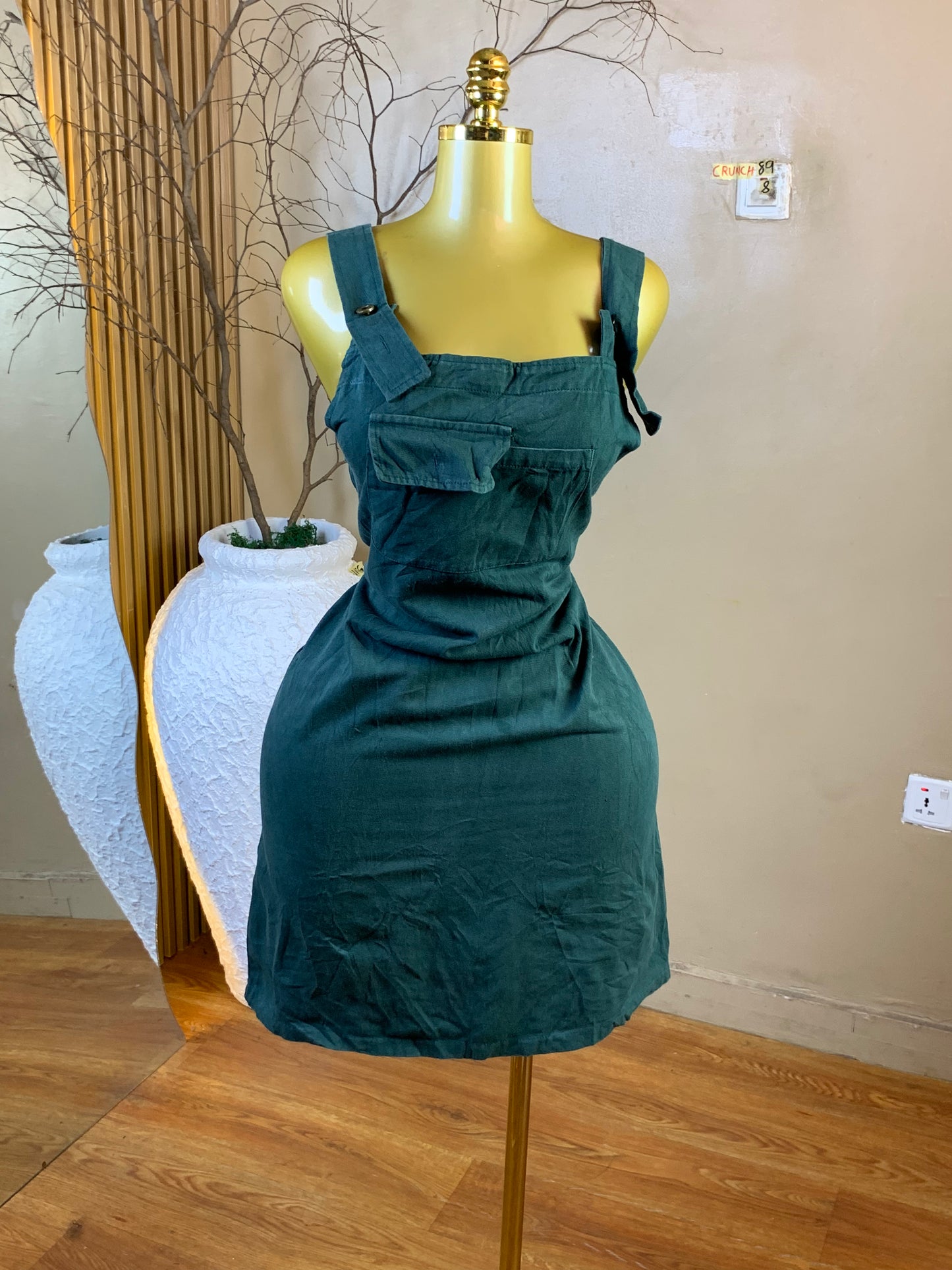 CRUNCH89 SIZE8 green dress