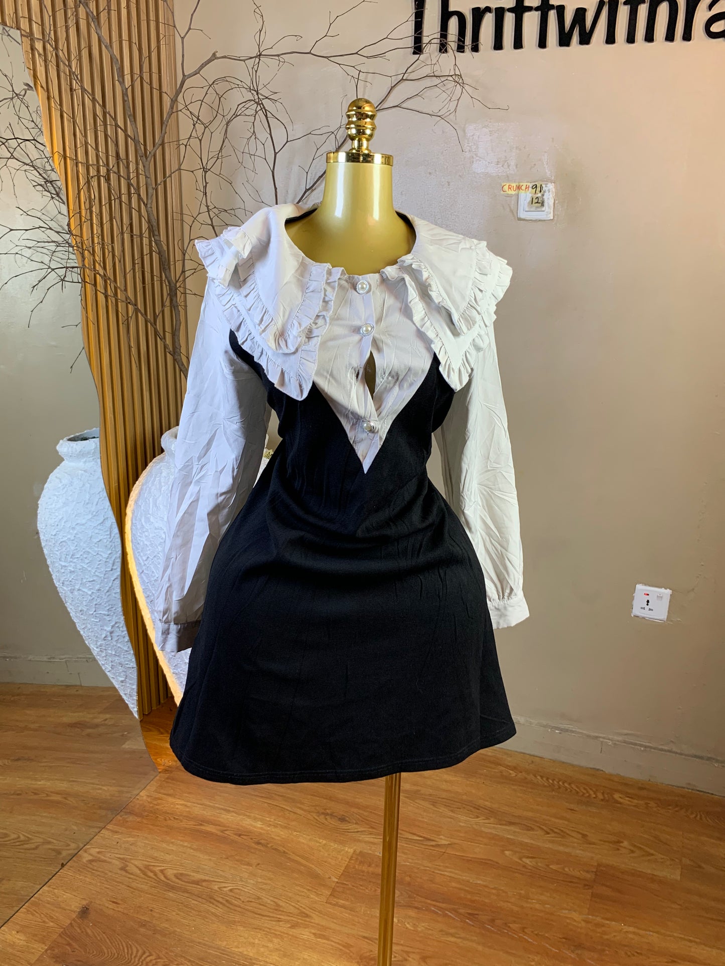 CRUNCH91 SIZE12 one button off