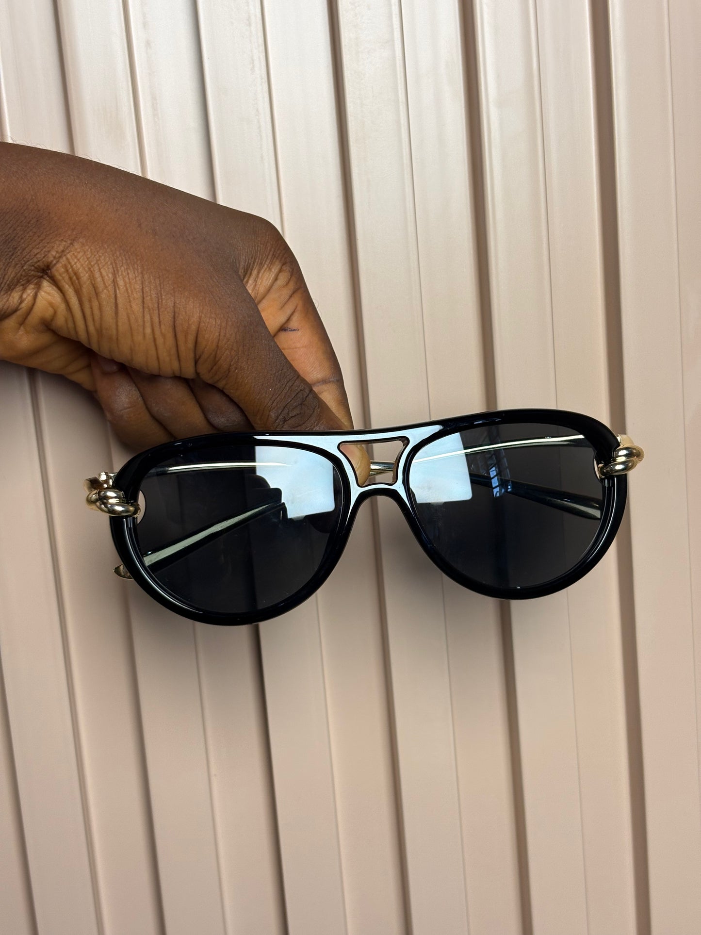 GLASSES 10
