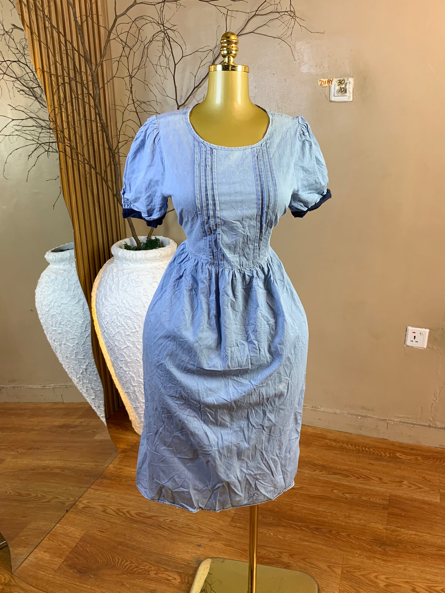 ZUBY30 SIZE10 Denim dress Little stain