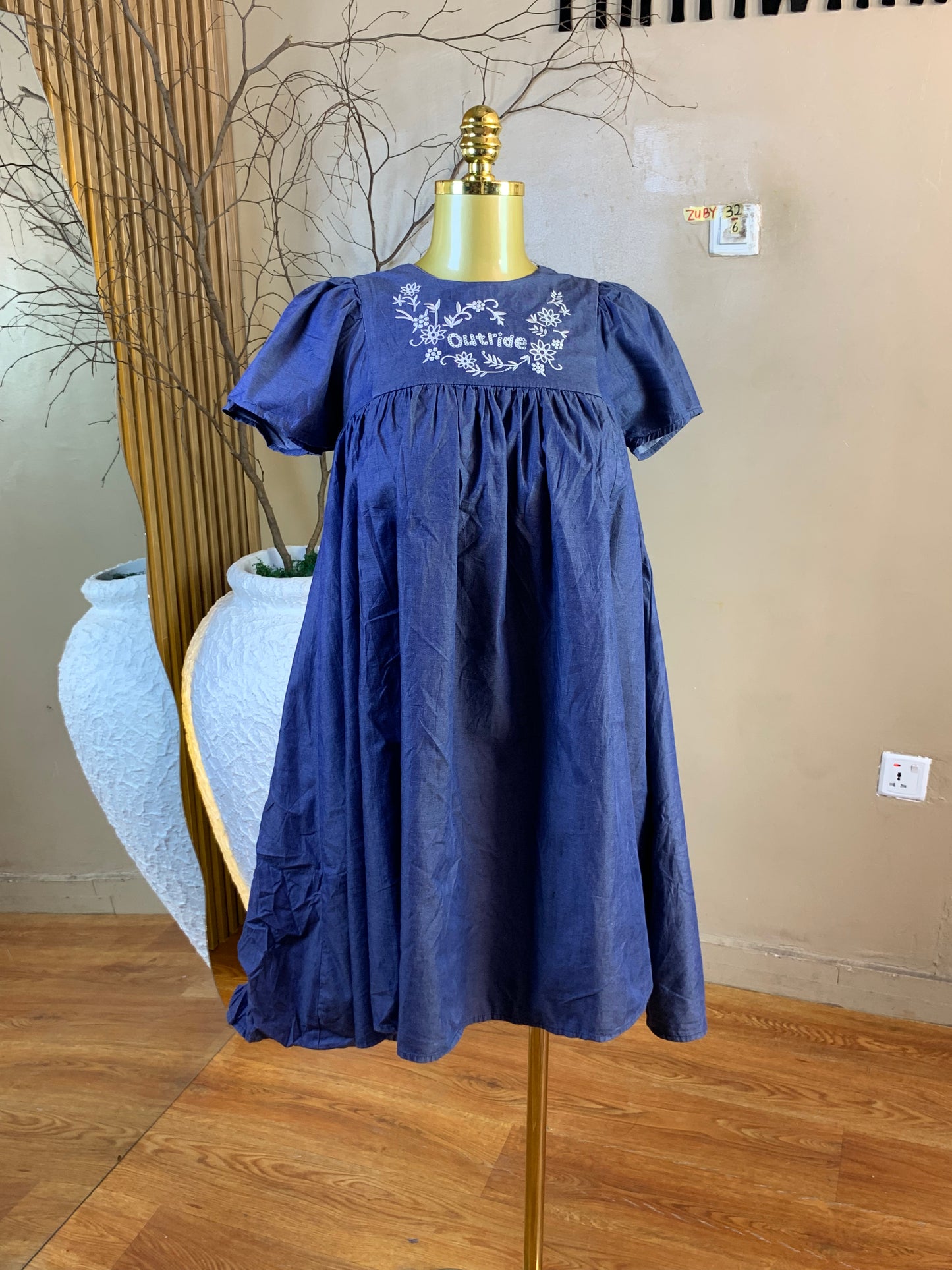 ZUBY32 SIZE6 Denim dress