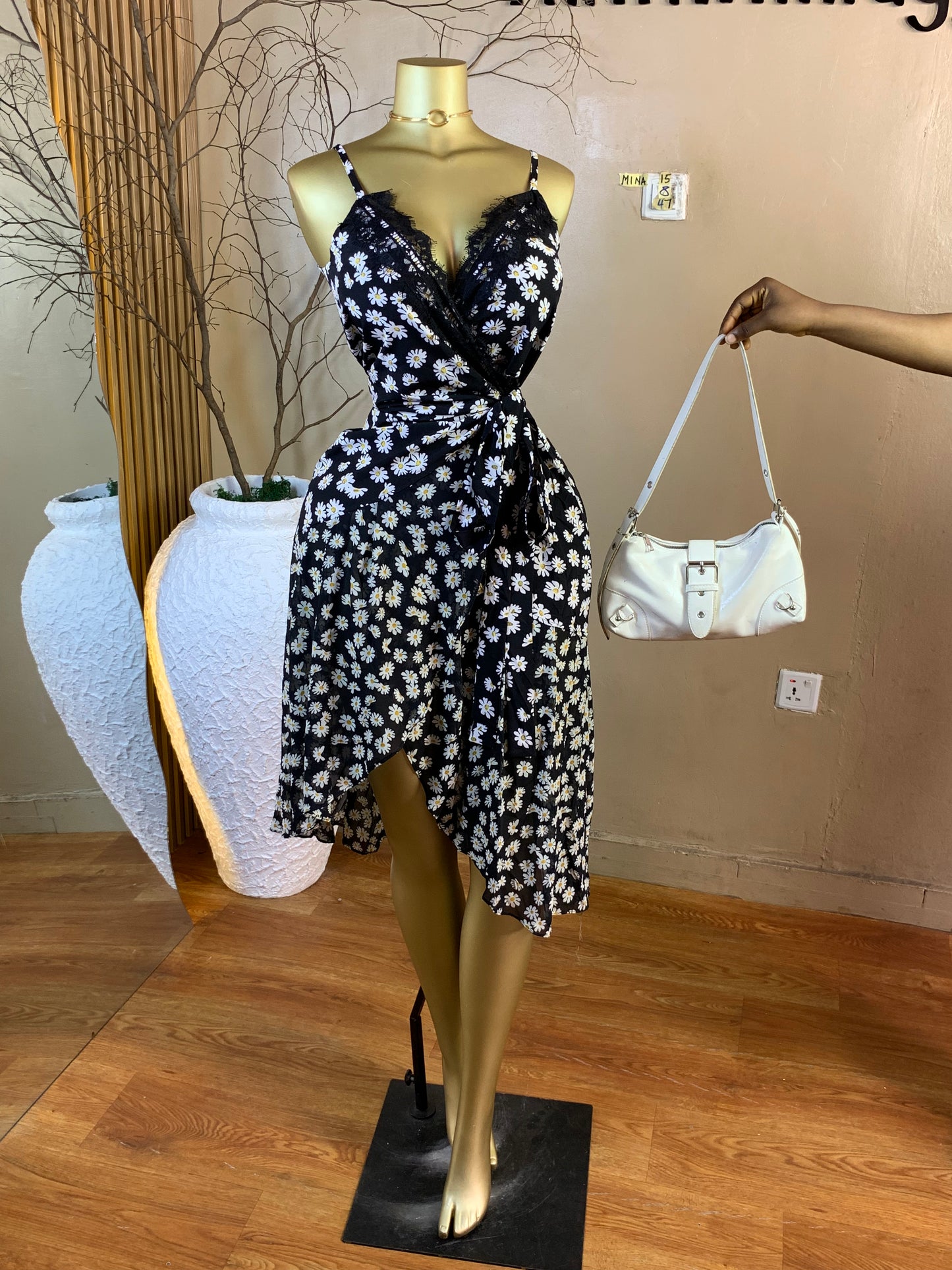 MINA15 SIZE8 Length47 wrap dress