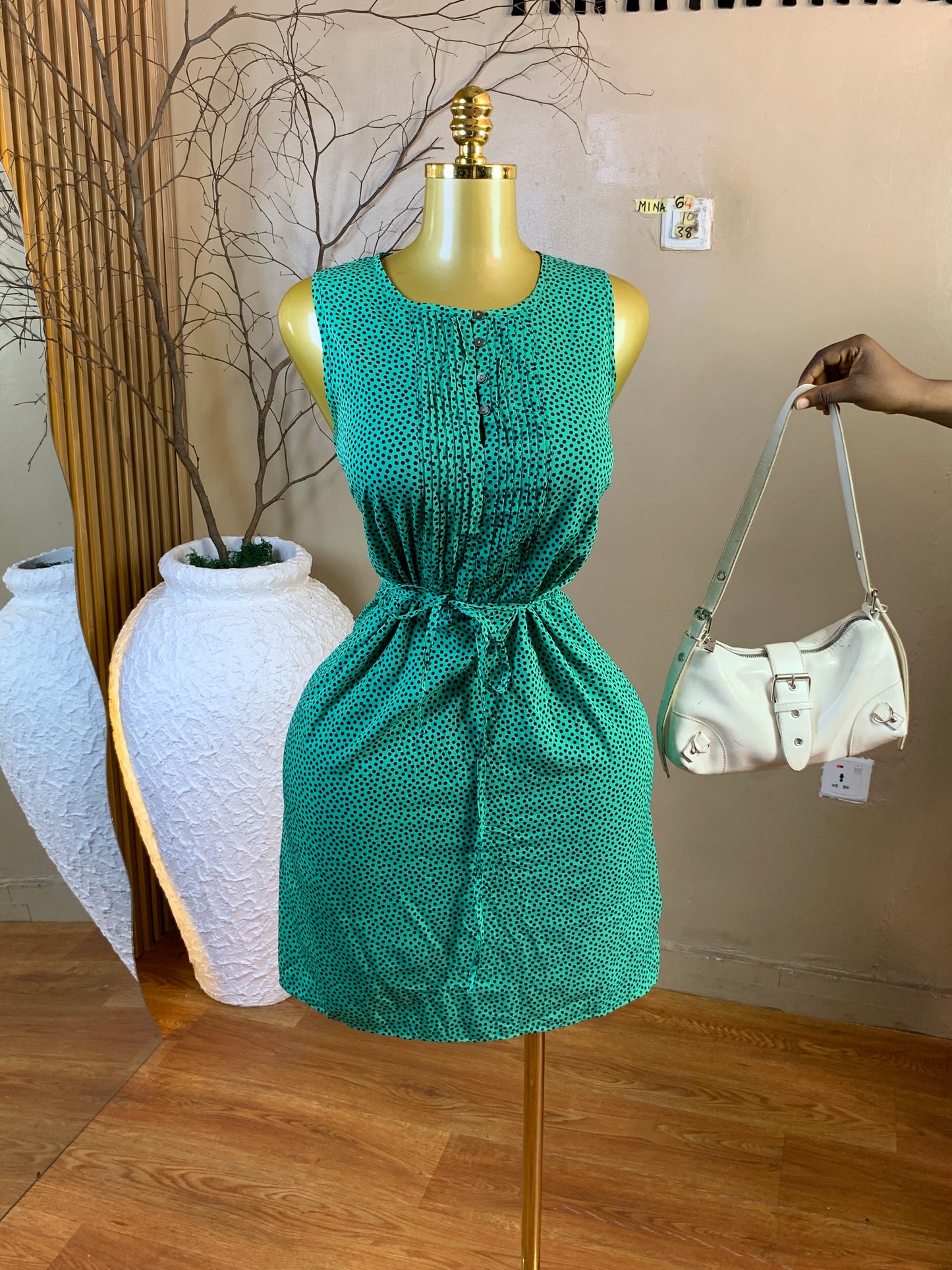 MINA64 SIZE10 Length38 green dress