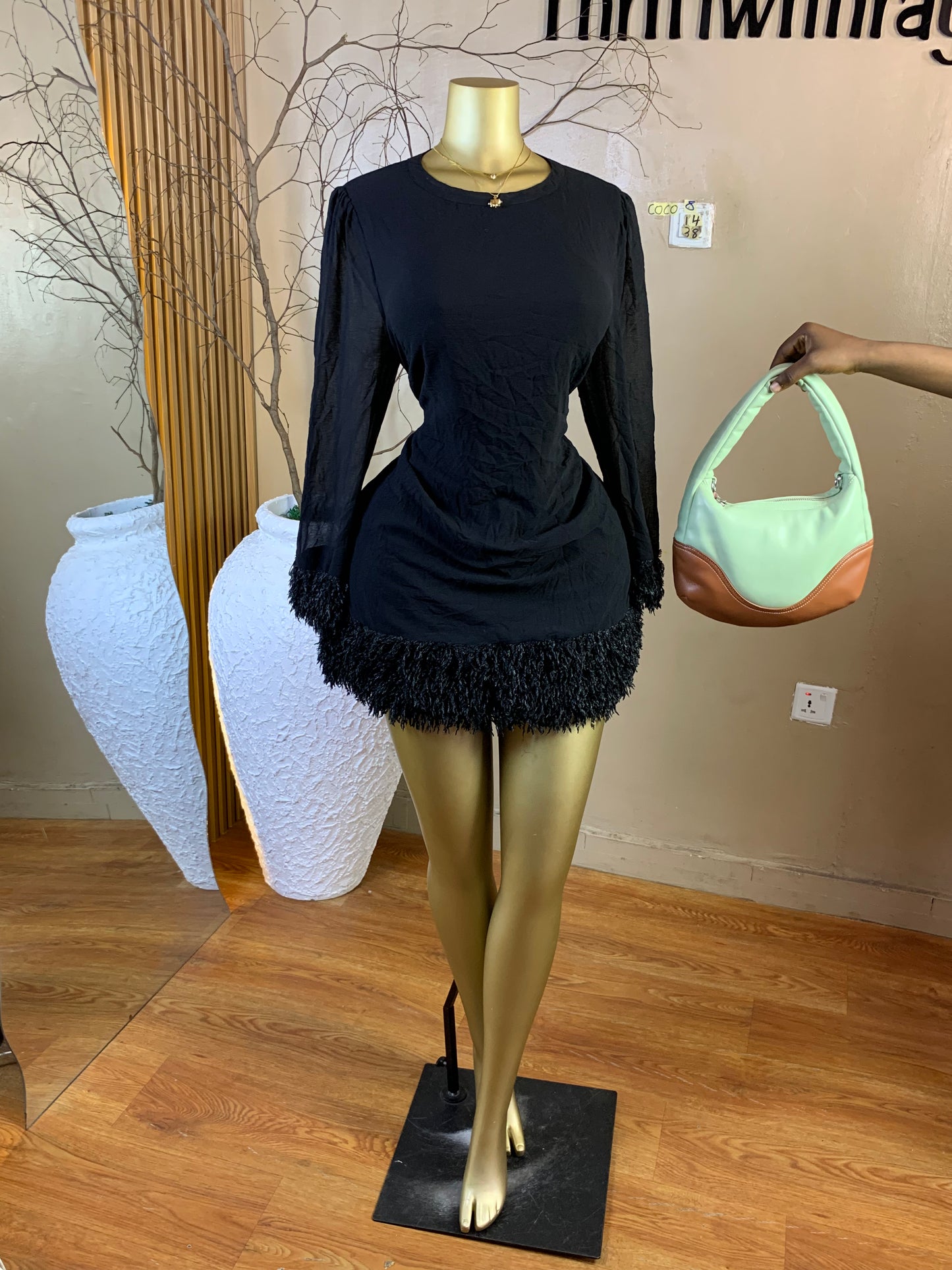 COCO8 SIZE14 Length38 black dress