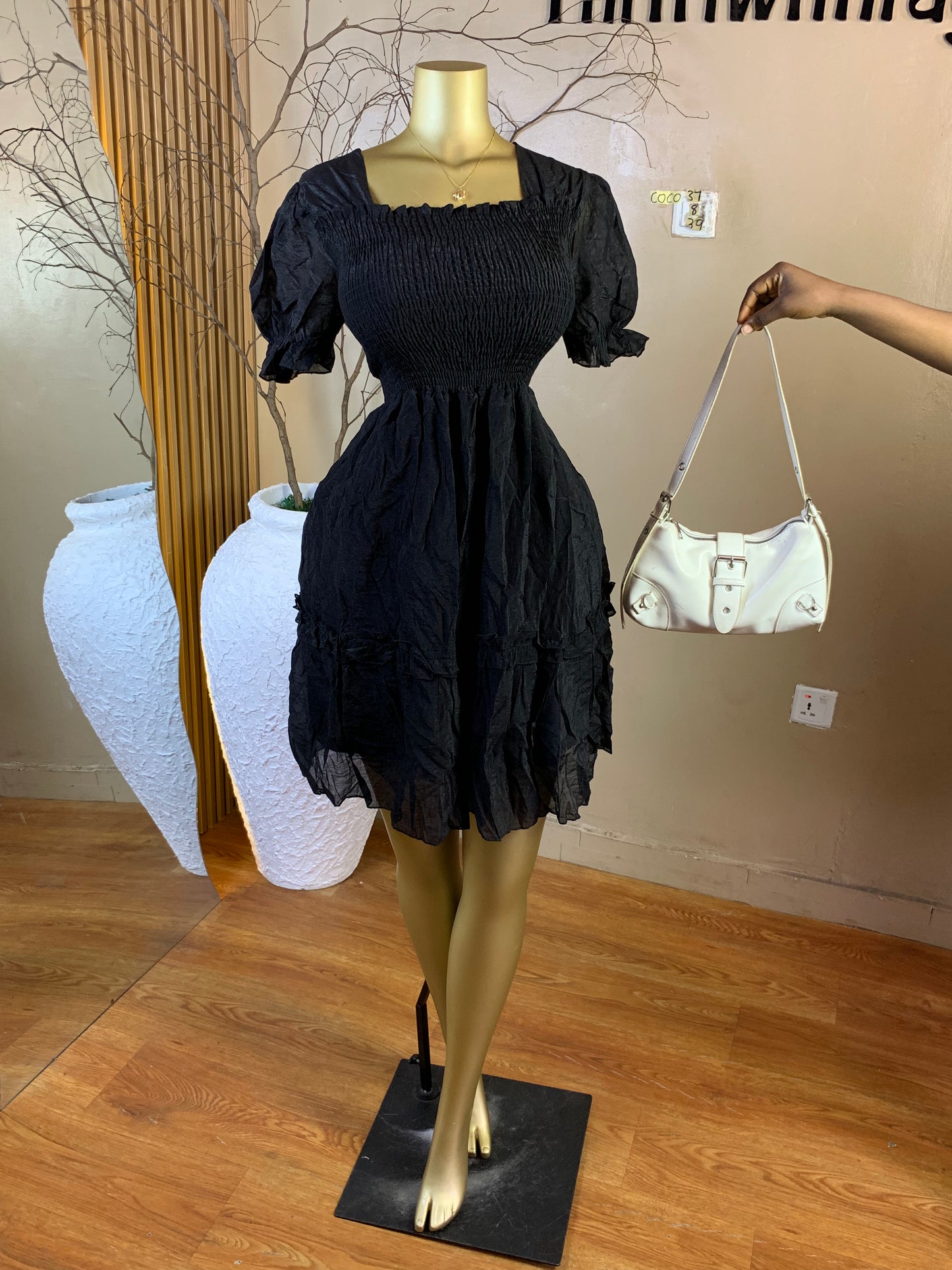 COCO37 SIZE8 Length39 black dress