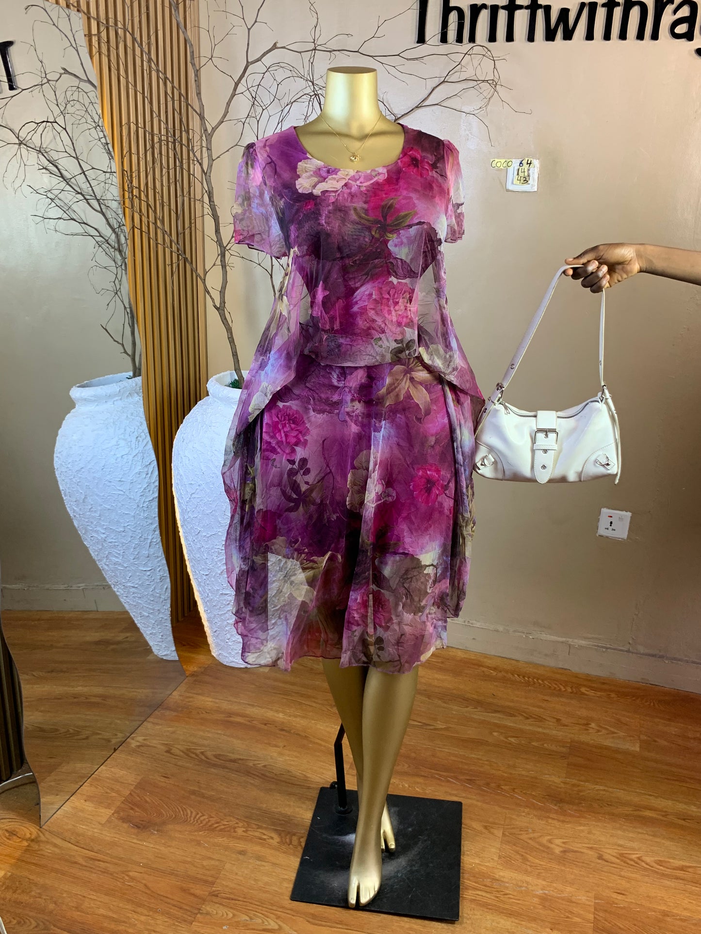 COCO64 SIZE14 Length43 floral dress