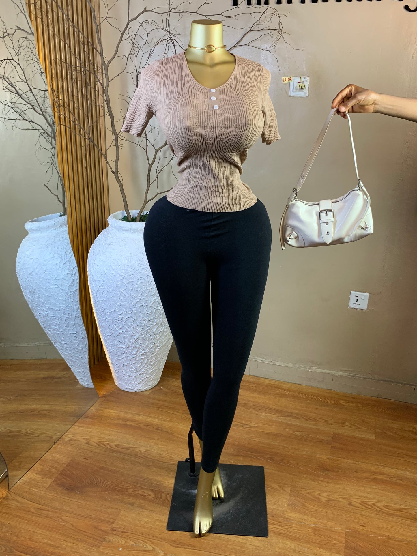 LOLA1 SIZE10 Nude top only