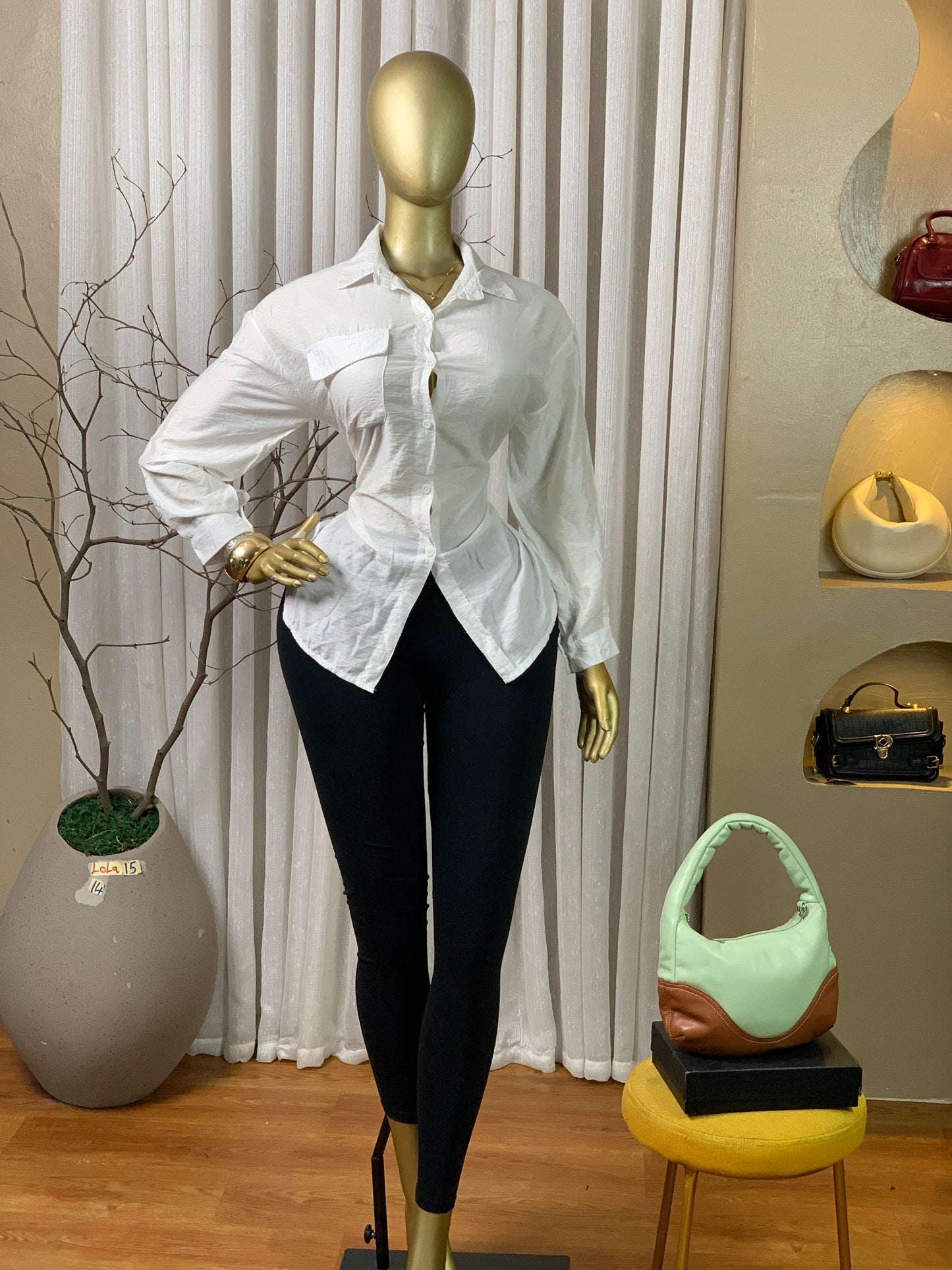 LOLA15 SIZE14 white shirt only