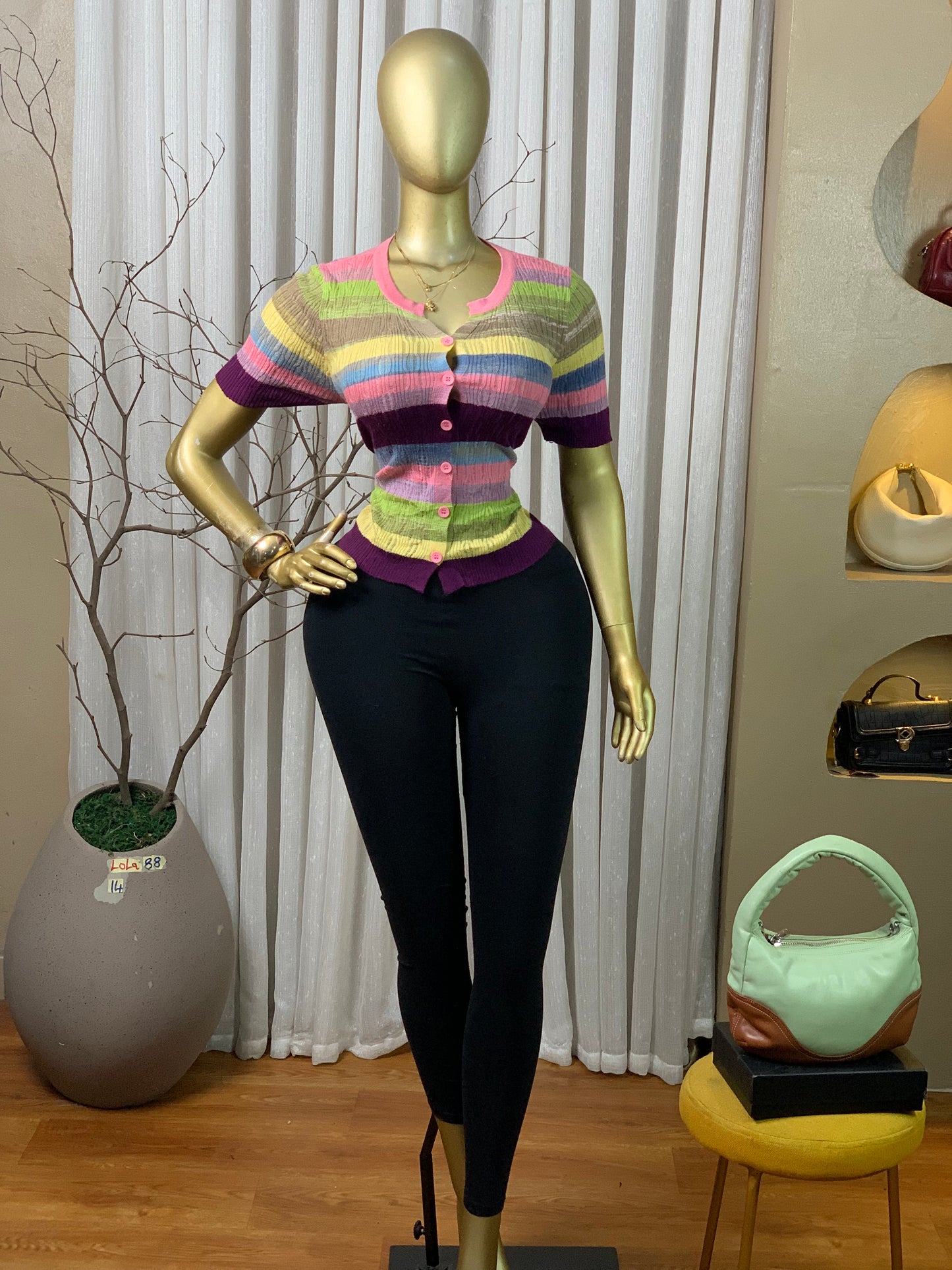 LOLA88 SIZE14 multi color knit top