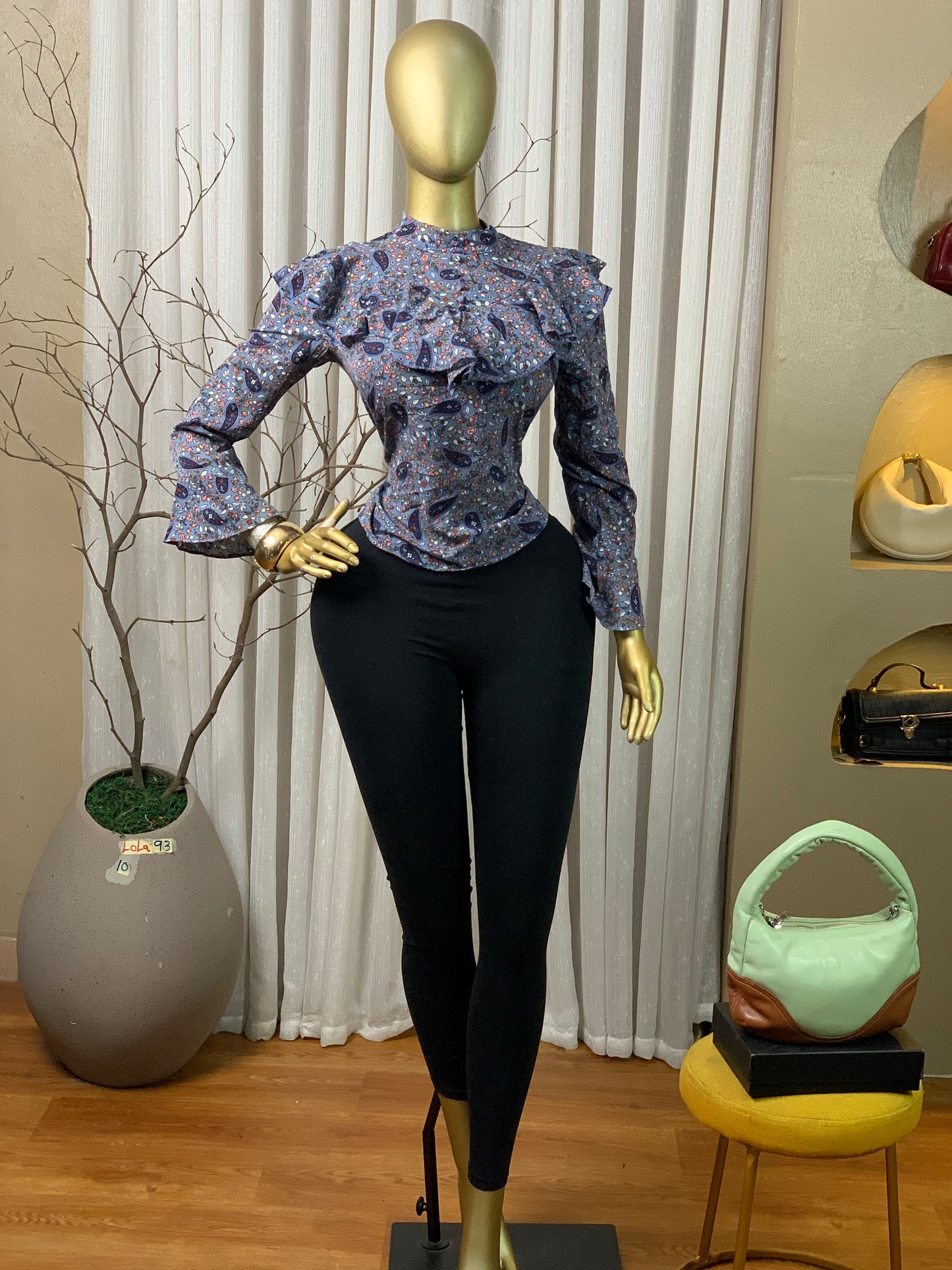 LOLA93 SIZE10 Top only