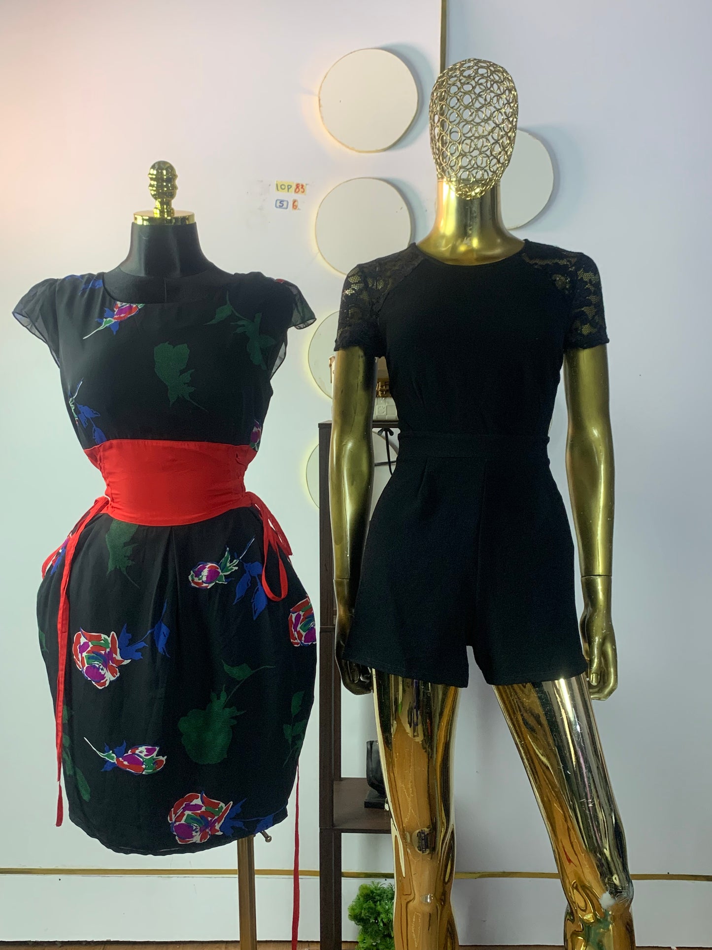 SIZE6 10p83A(black and red)