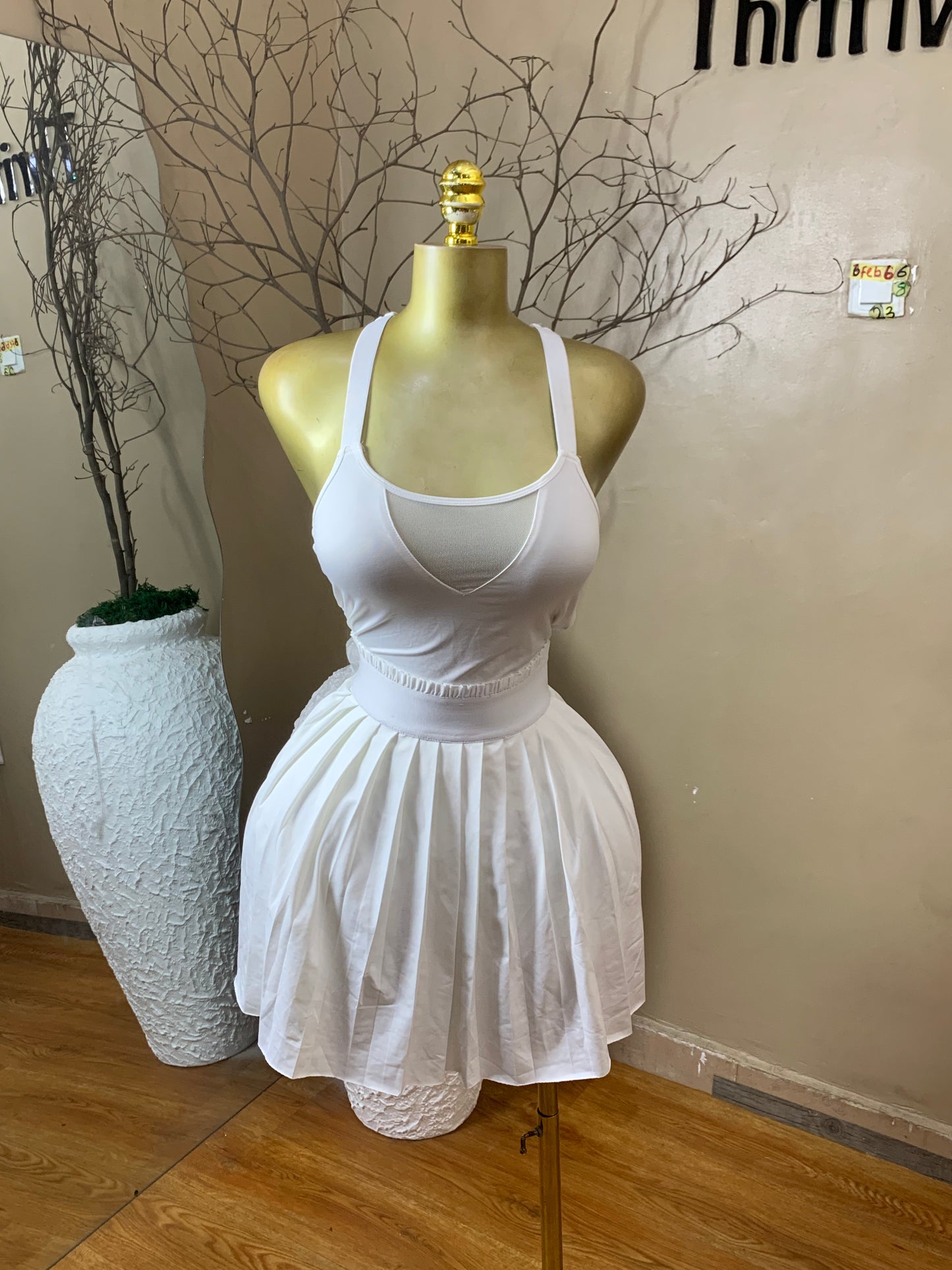 SIZE8 6FEB66 Length23