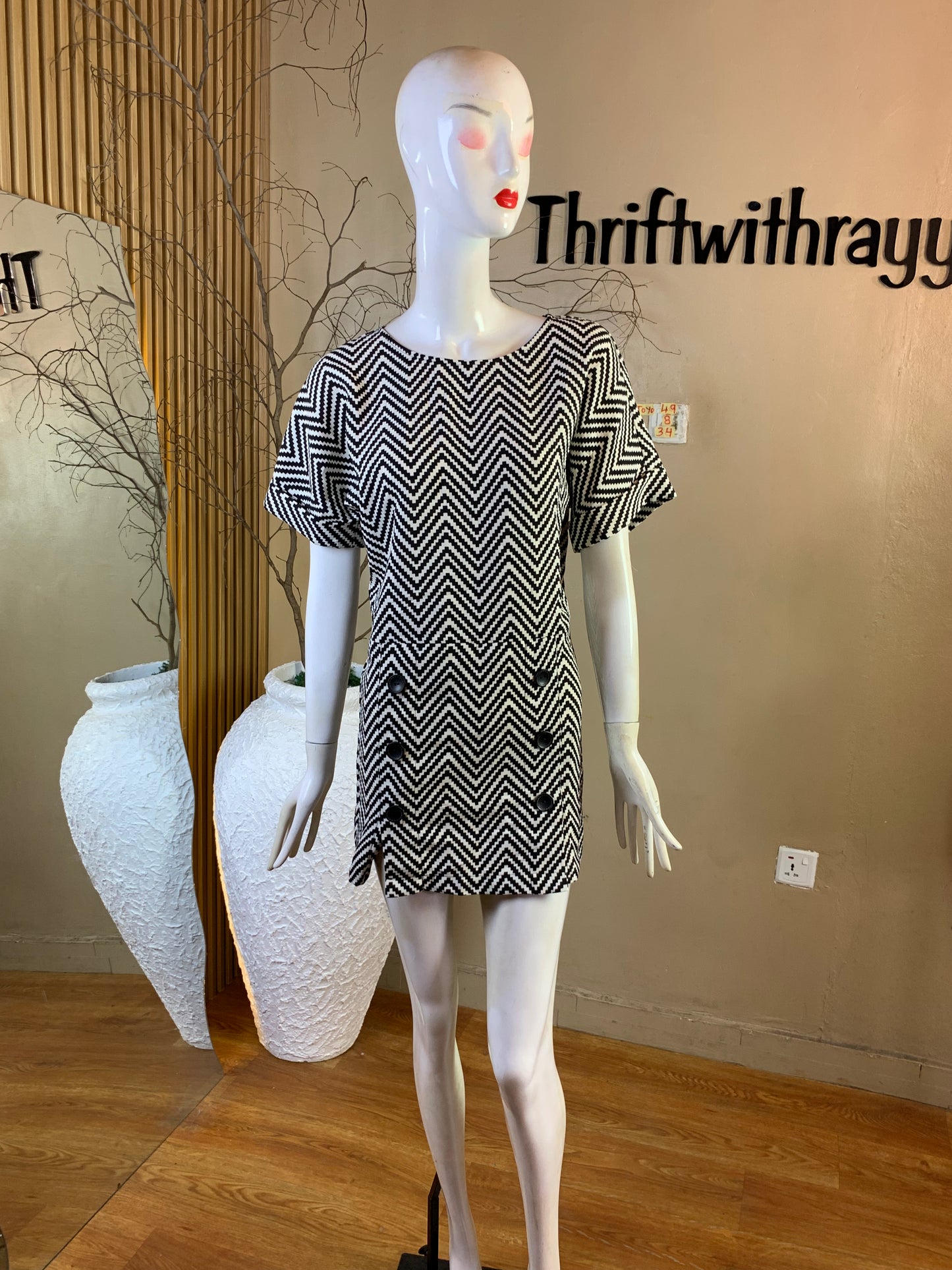 TOYO49 SIZE8 Length34 white&black dress