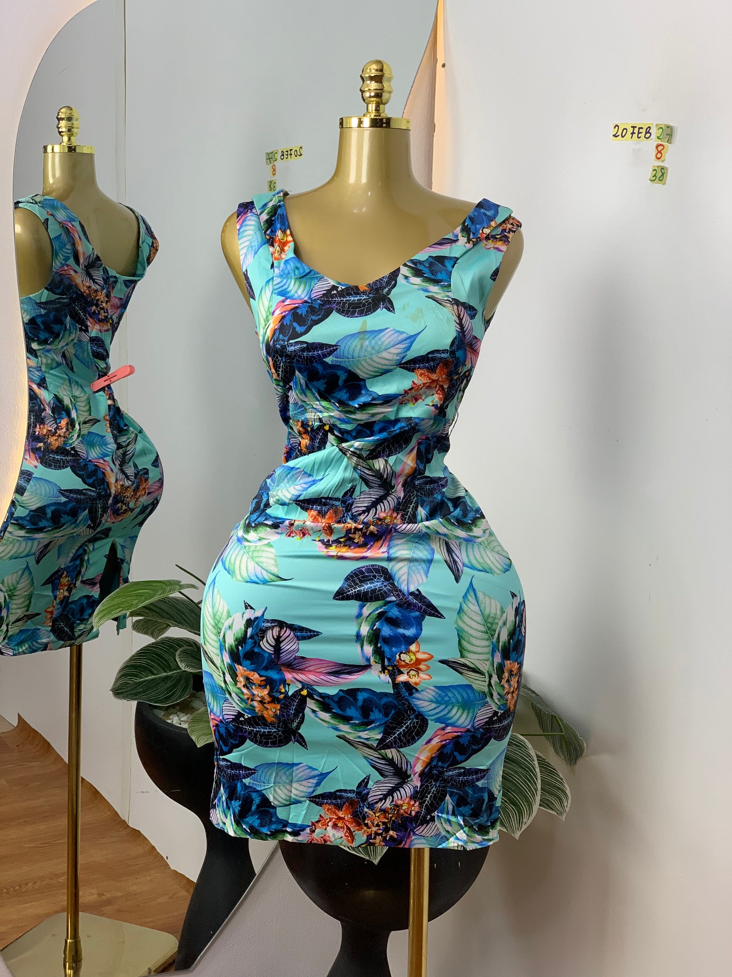 SIZE8 20Feb27 Length38