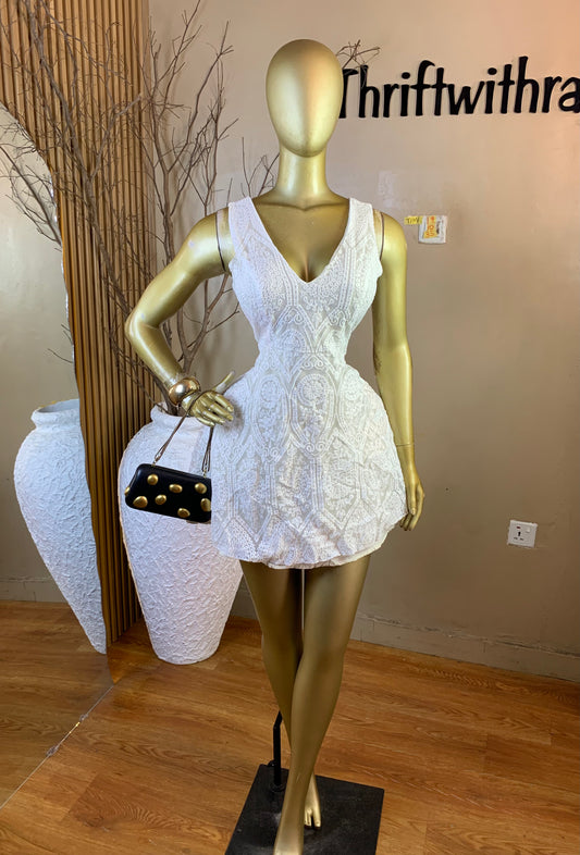 TIMI19 SIZE10 Length35 white dress(Little stain)
