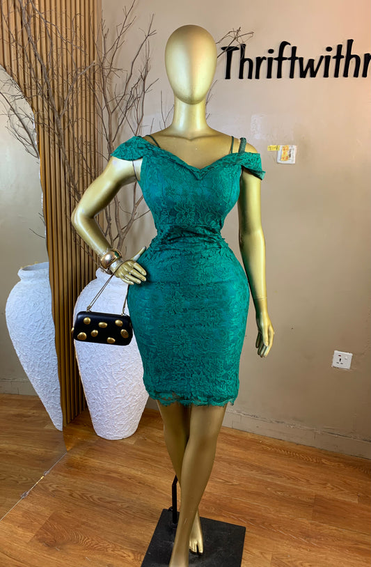 TIMI22 SIZE8 Length43 green dress