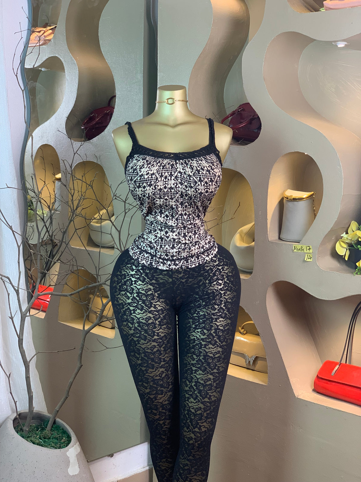 ABEFE17 SIZE14 top only