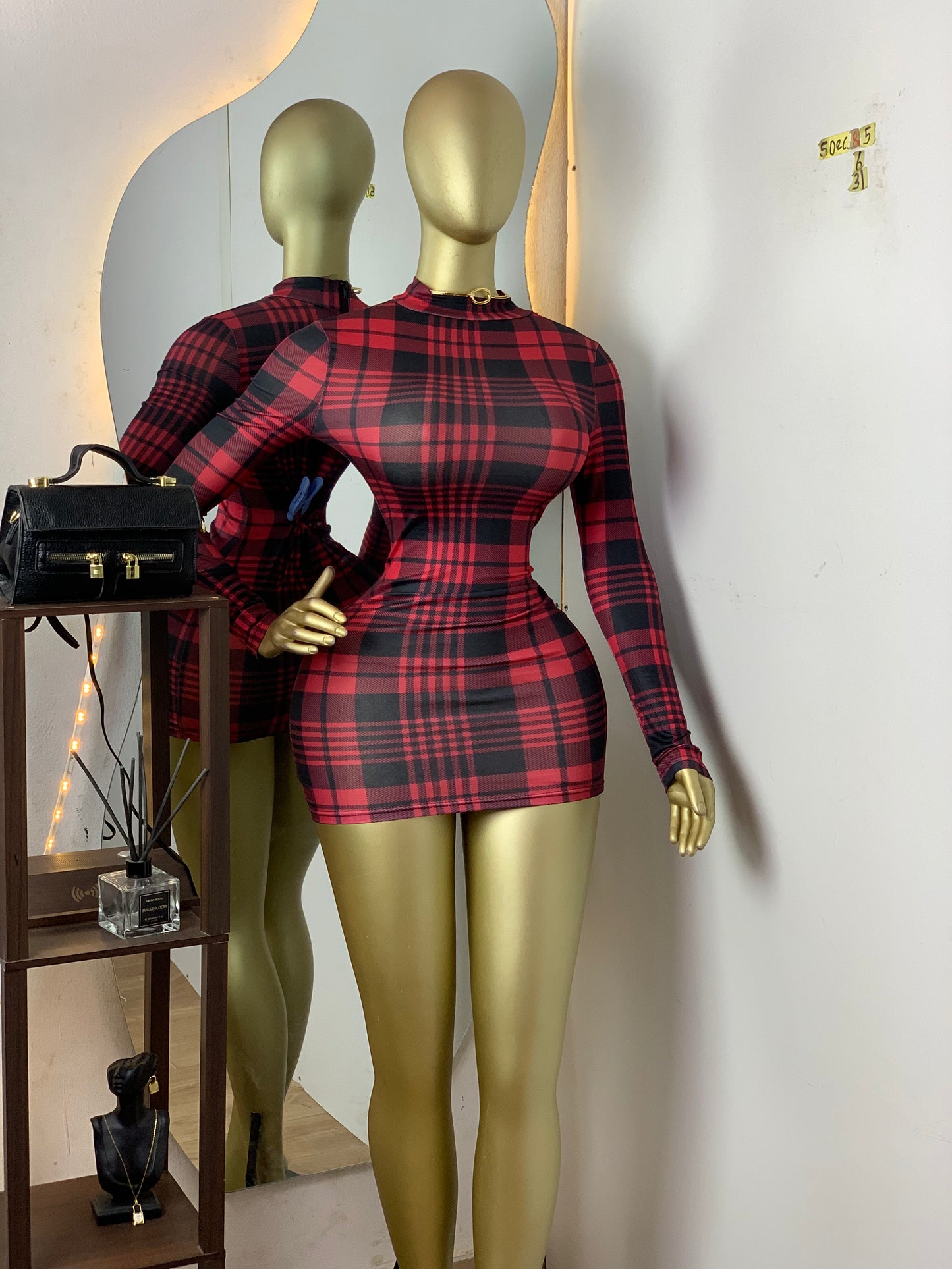 SIZE6&10 5DEC85 Length31