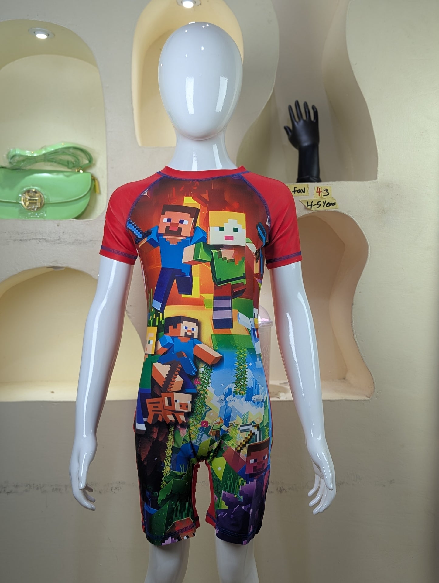 1FAV43 4-5yrs(swim suit)