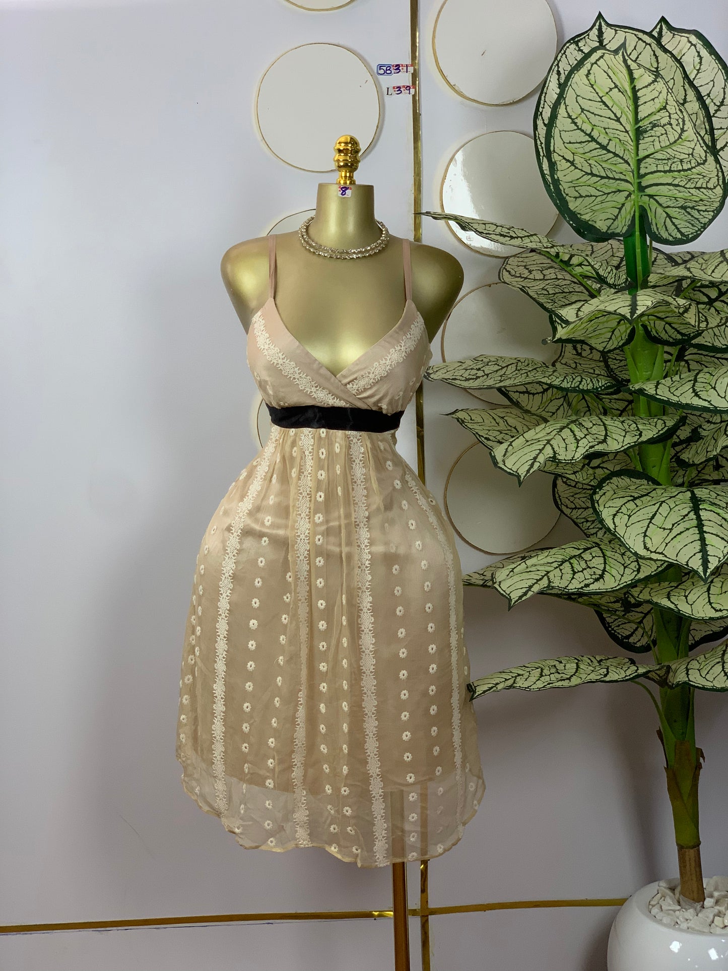 Size 8 5B31 Length 39